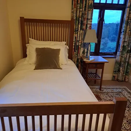 بيت للعطل House In The Countryside